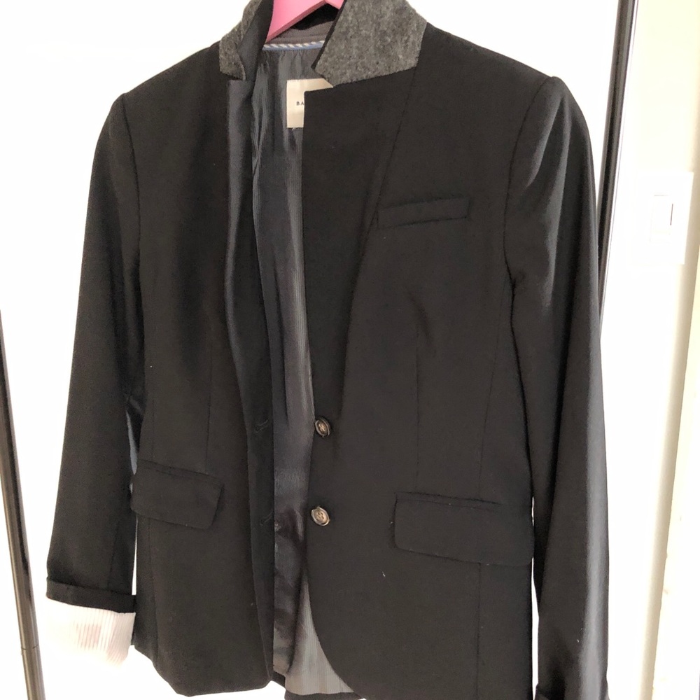 Banana Republic size 2 blazer